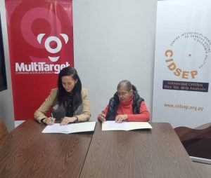 Imágenes del acto de suscripción del convenio entre el CIDSEP y Multitarget S.A.